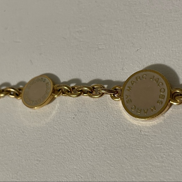 Classic Marc Jacobs Toggle Charm Bracelet - Picture 2 of 4